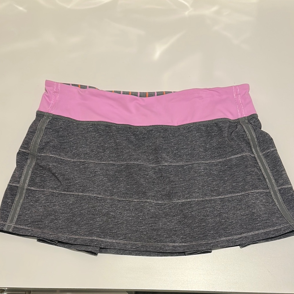 Lululemon tennis skirt - mid rise